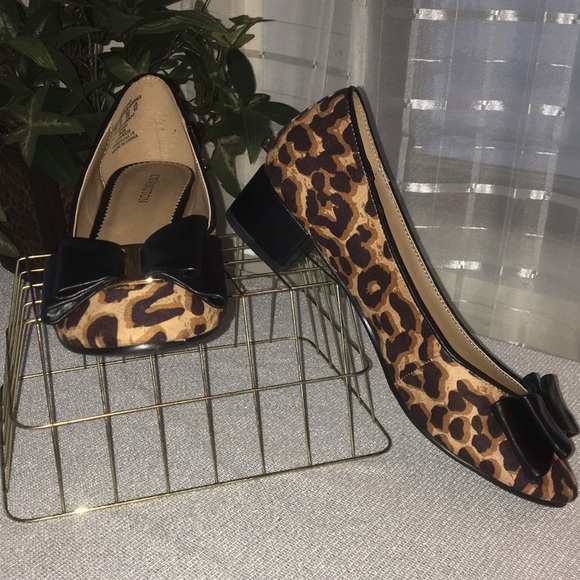 Covington Leopard Print Heel Shoes - Picture 6 of 7